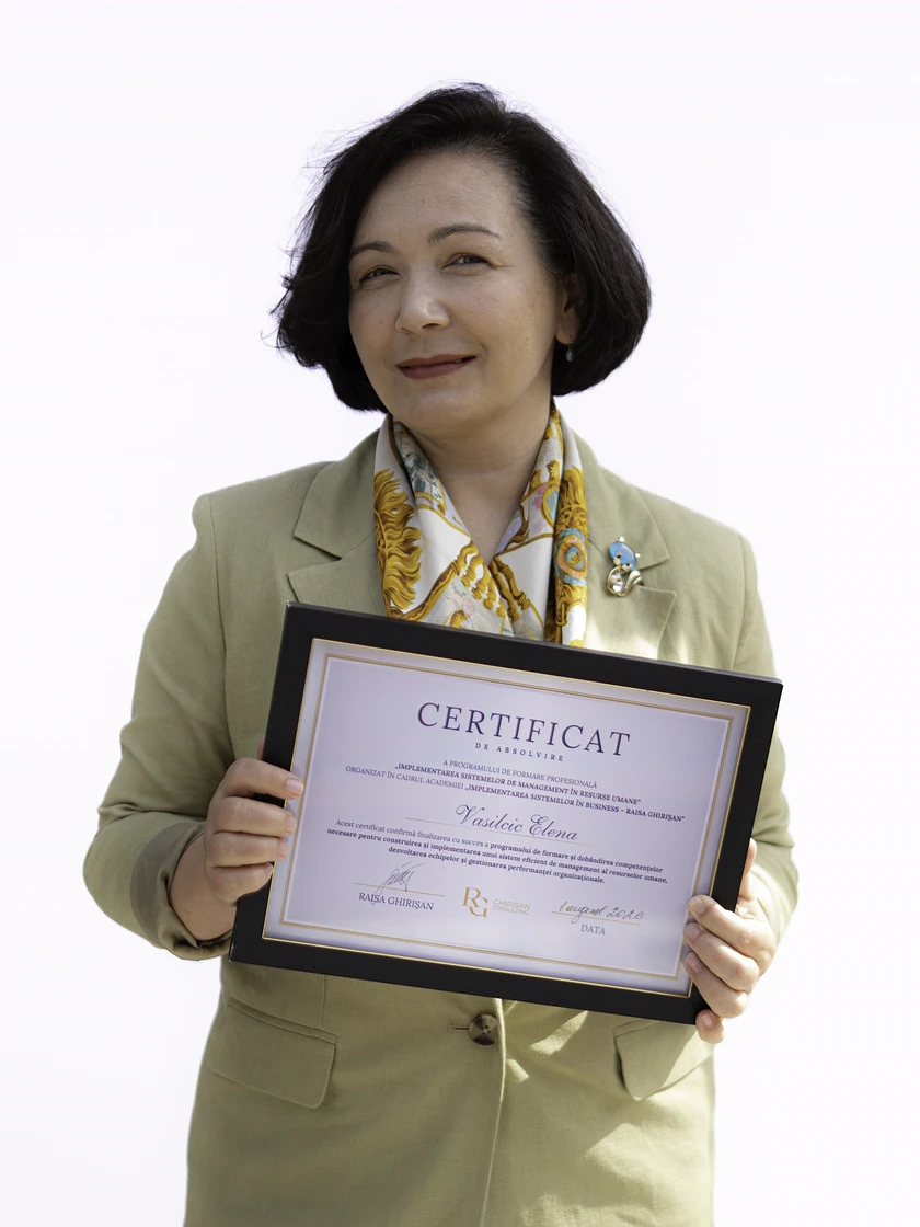 Elena V., absolventă Implementarea Sistemelor HR